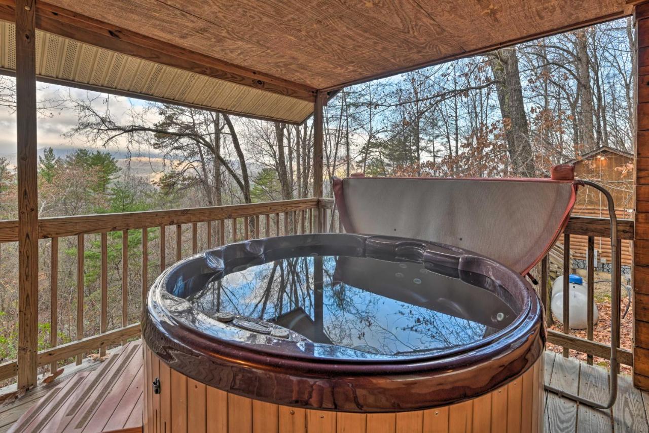 Cozy Deer Glen Cabin With Private Hot Tub And Porch! Bryson City Zewnętrze zdjęcie