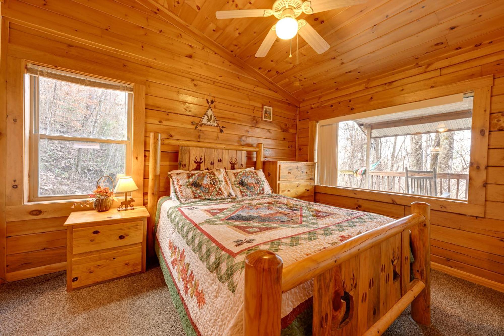 Cozy Deer Glen Cabin With Private Hot Tub And Porch! Bryson City Zewnętrze zdjęcie